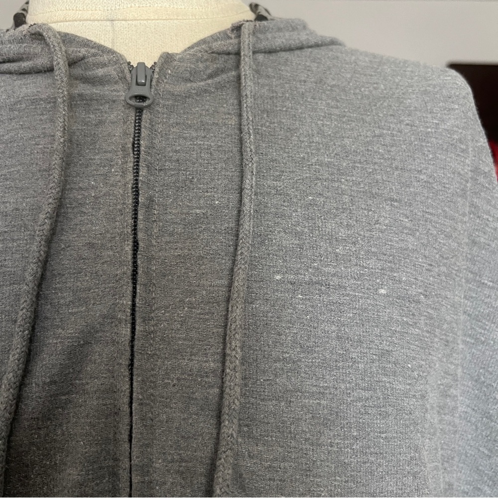 VTG Urban Outfitters Cape Gray SZ M/L Zip-Up Hoodie Hipster Retro Pockets Boho - Picture 5 of 16